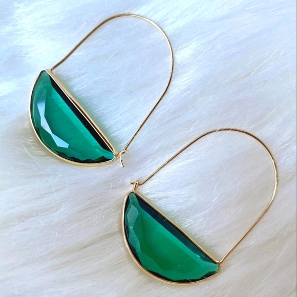 Boutique Jewelry - 💖 2/$30 Kelly Green faux Crystal half moon crescent Gold hoop dangle earrings